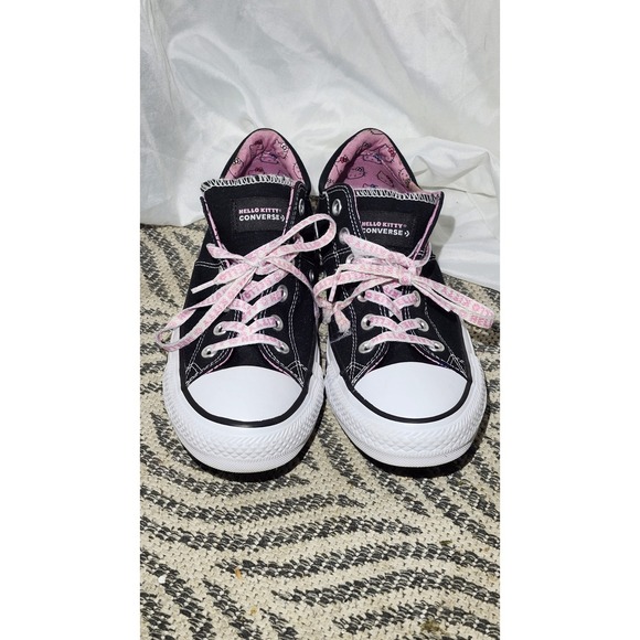 Converse x Hello Kitty Madison Ox Sneakers – Women's 10 💖🐱 - Picture 6 of 12